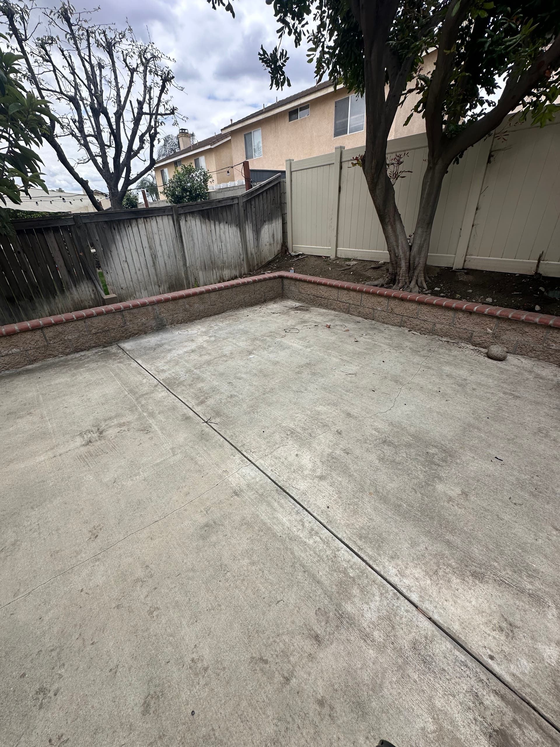 Gallery photos for Backyard Junk and Scrap Metal Cleared Out in Pomona: Image #1