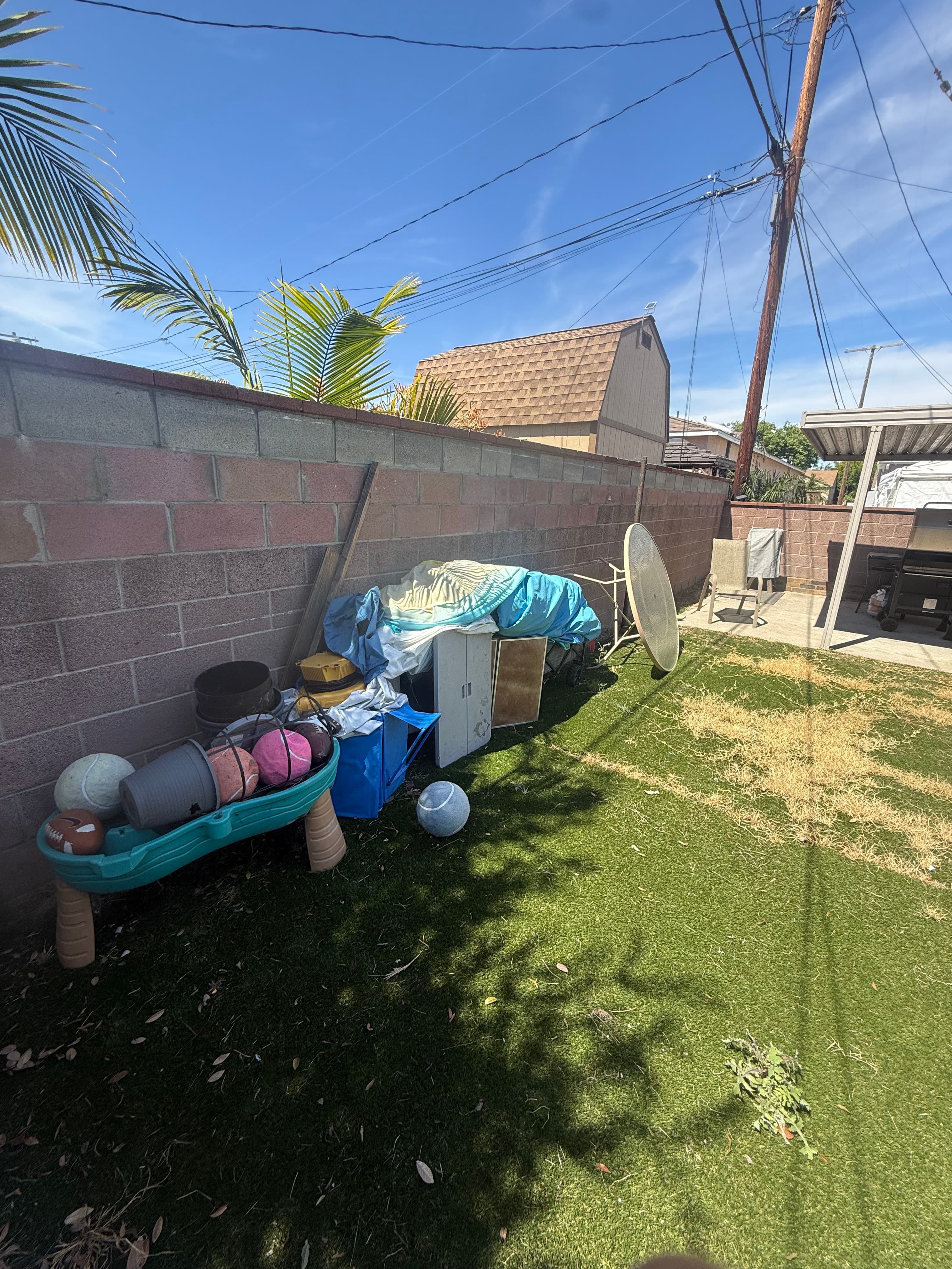 Project Backyard Junk Removal Before and After in Lakewood CA image