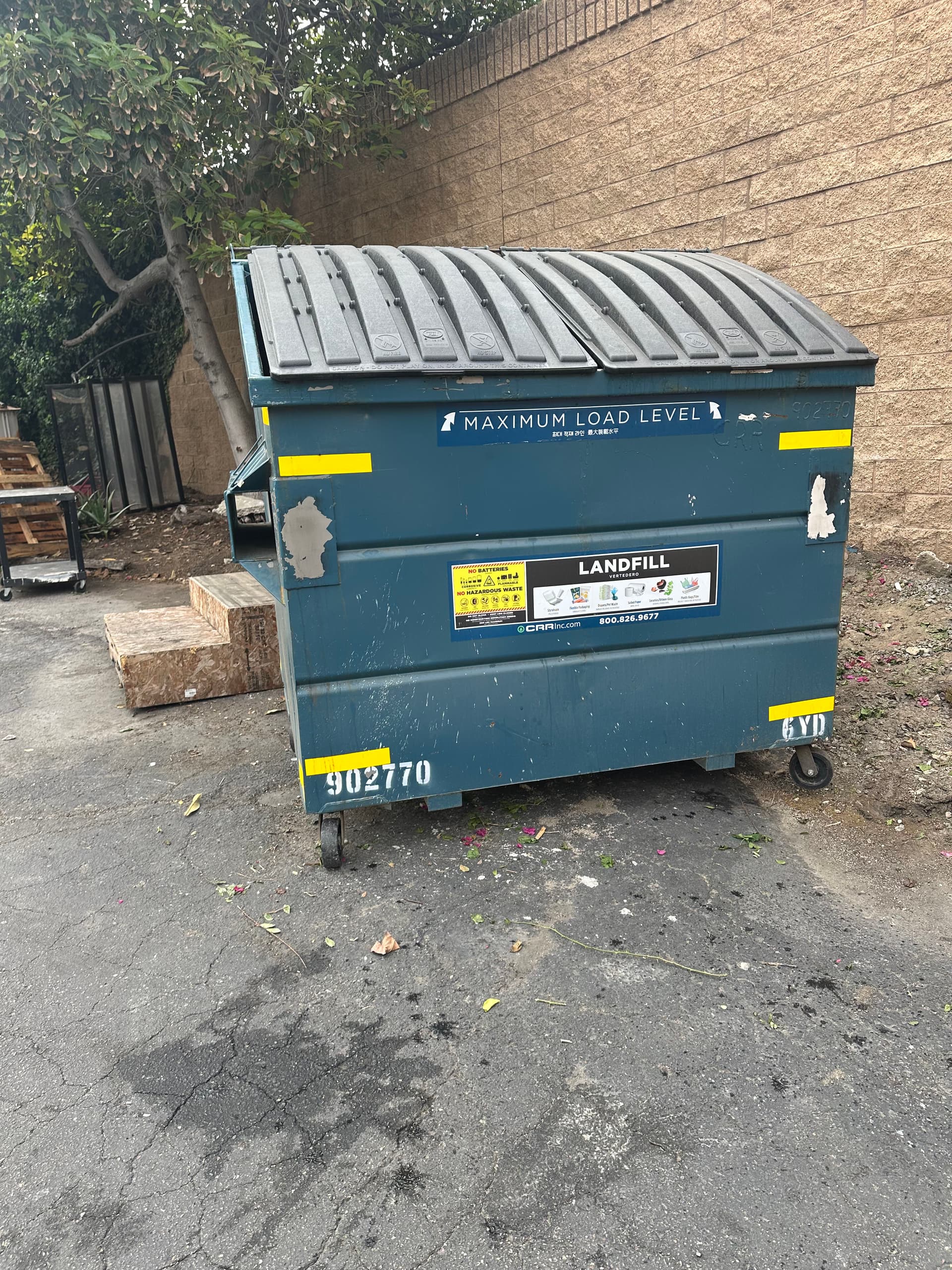 Gallery photos for Efficient Junk Removal in Orange, CA: Image #1