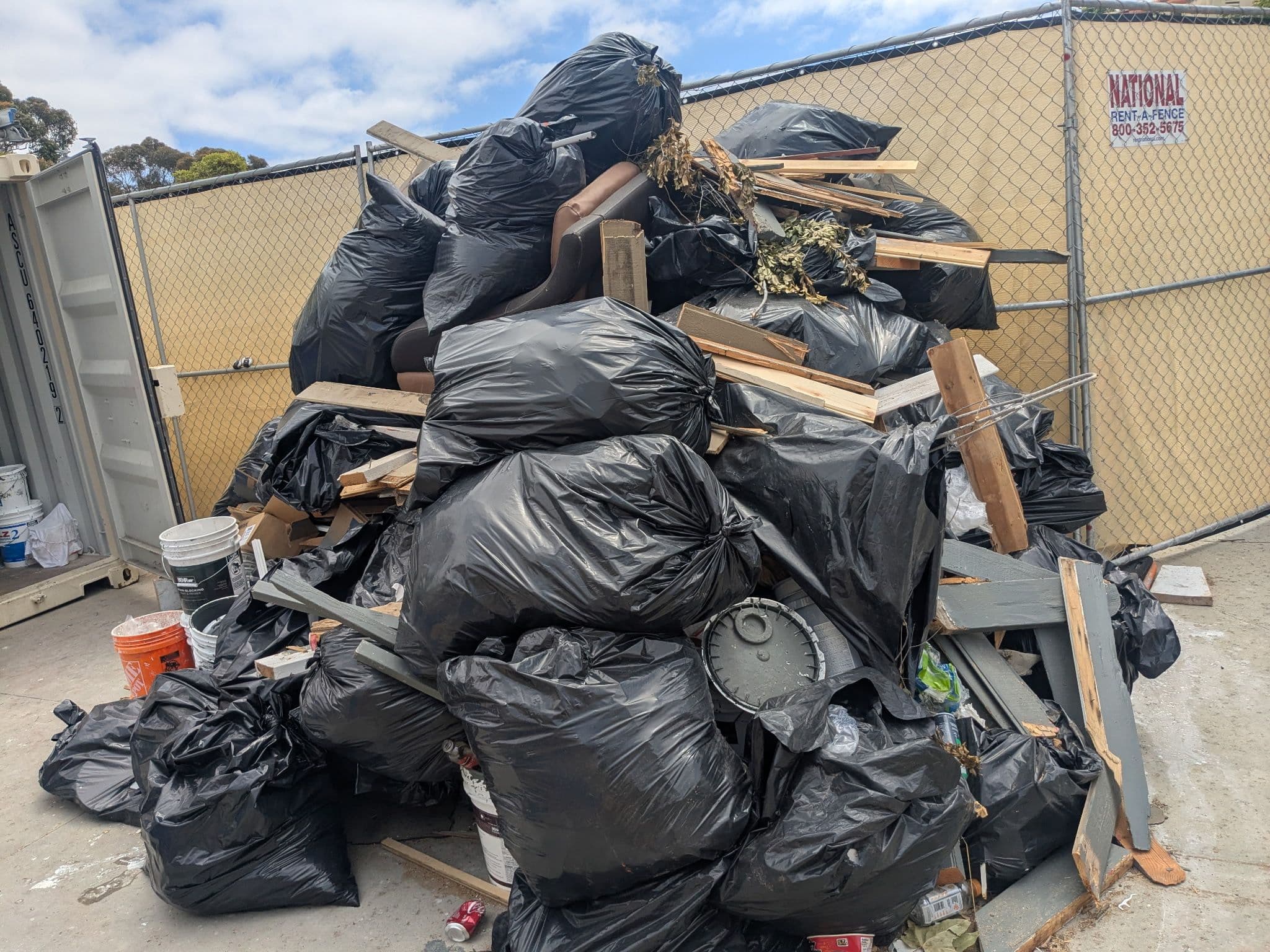 Project Construction Debris Hauled Clean in Newport Beach image