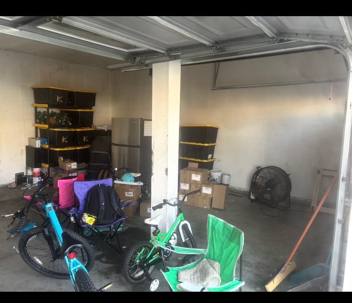 Project Garage Cleanout Done Right in Pasadena image