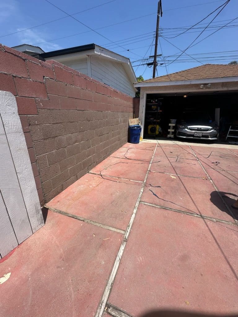 Long Beach Garage Cleanout Success Story image