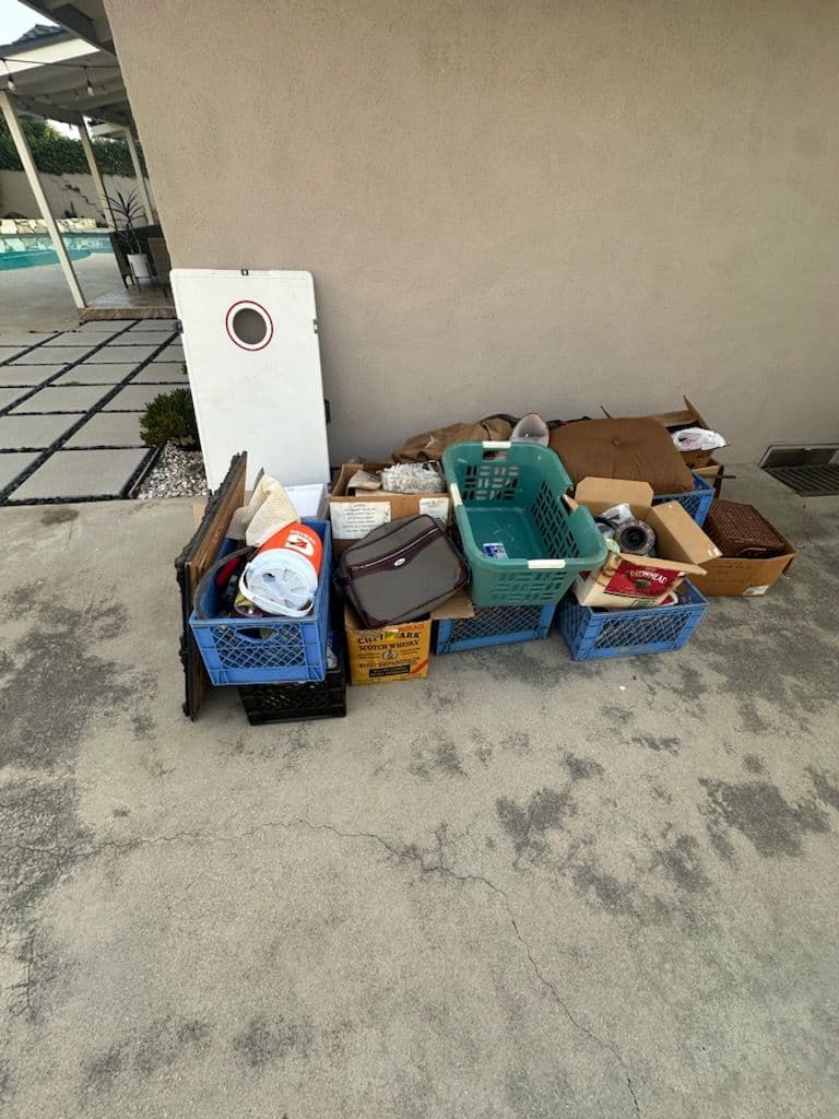 Gallery photos for Efficient Junk Removal Service in La Verne: Image #1