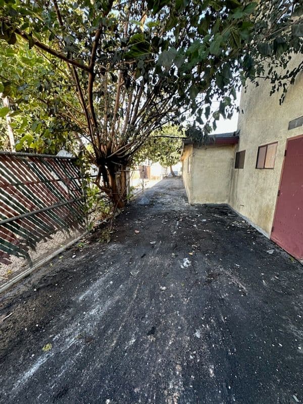 Junk Removal Transforms Long Beach Alley image