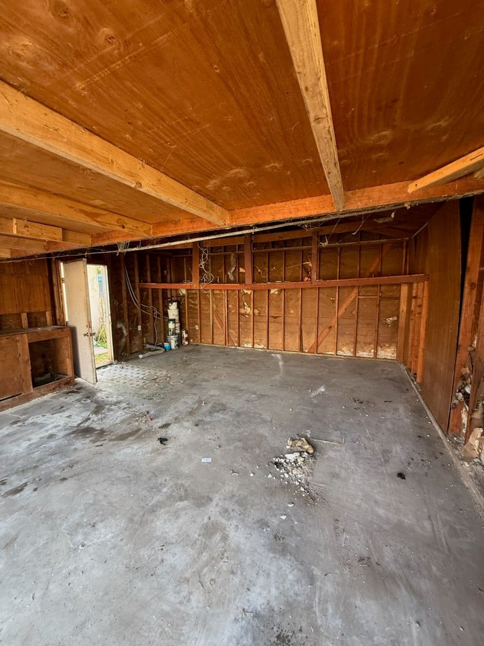 Transform Your Space with Expert Garage Cleanout image