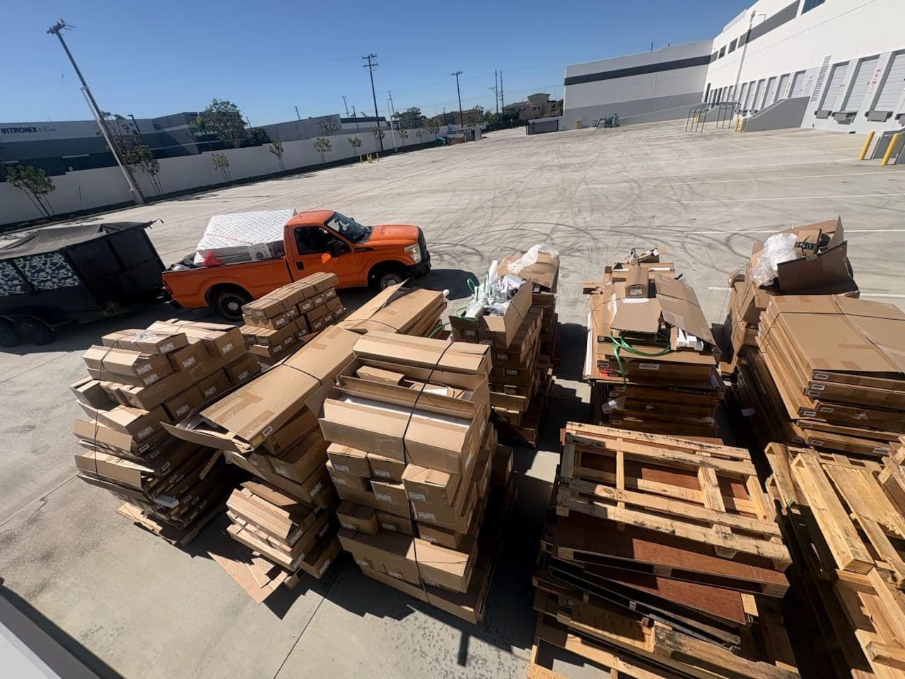 Gallery photos for Complete Commercial Space Clean-Up in Torrance: Image #1