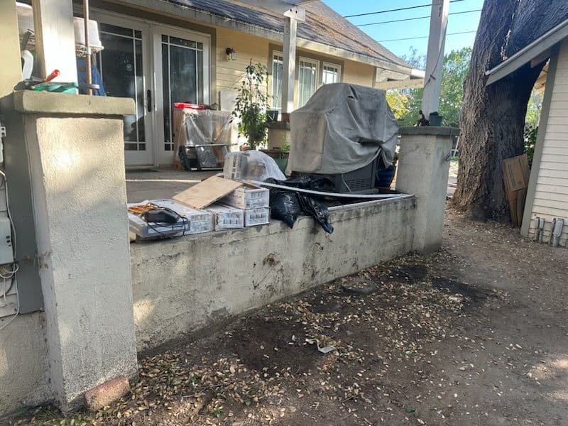 Project Comprehensive Junk Removal in Glendale image
