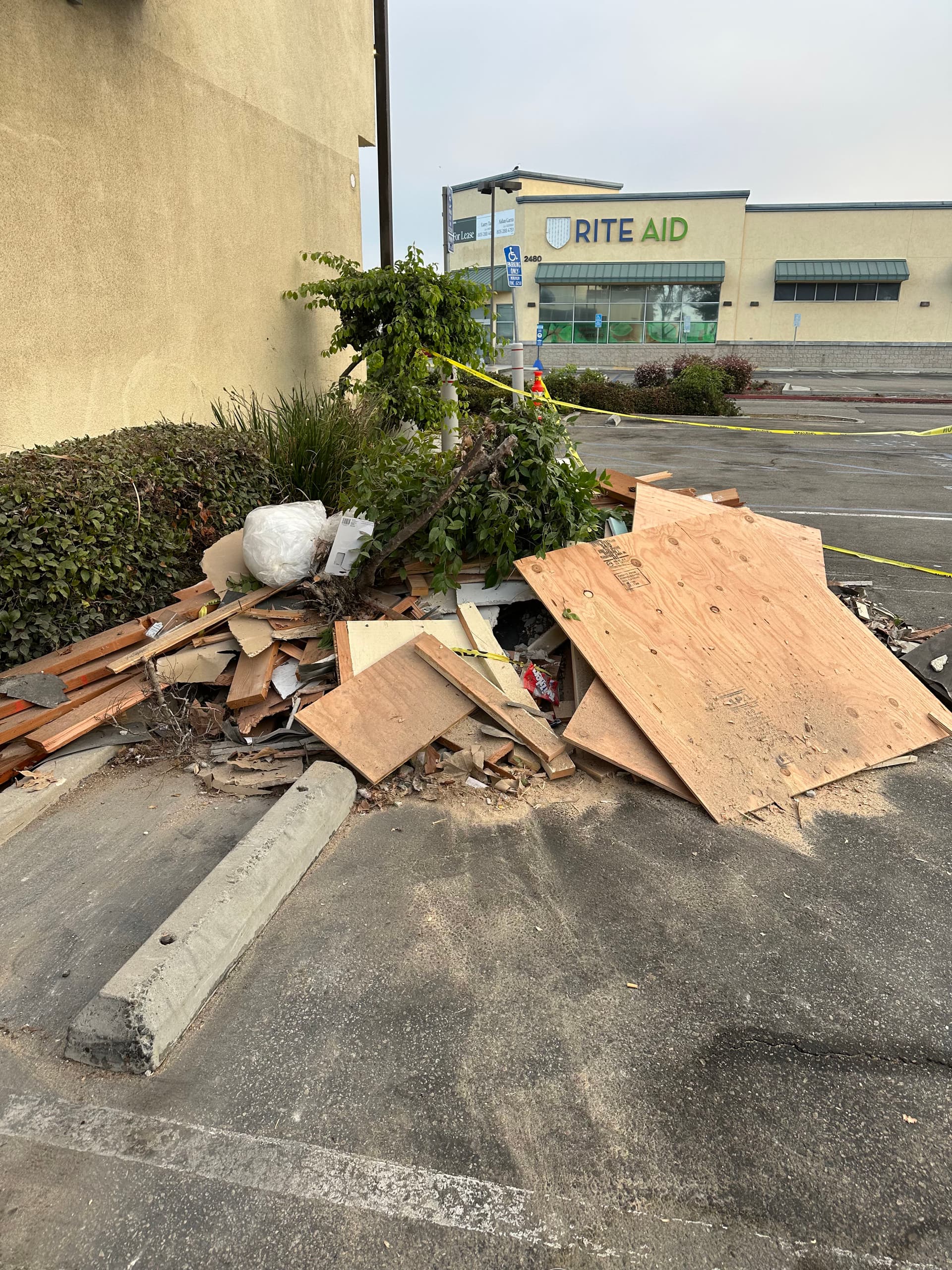 Construction Debris Removal Keeping Burbank Job Sites Moving image