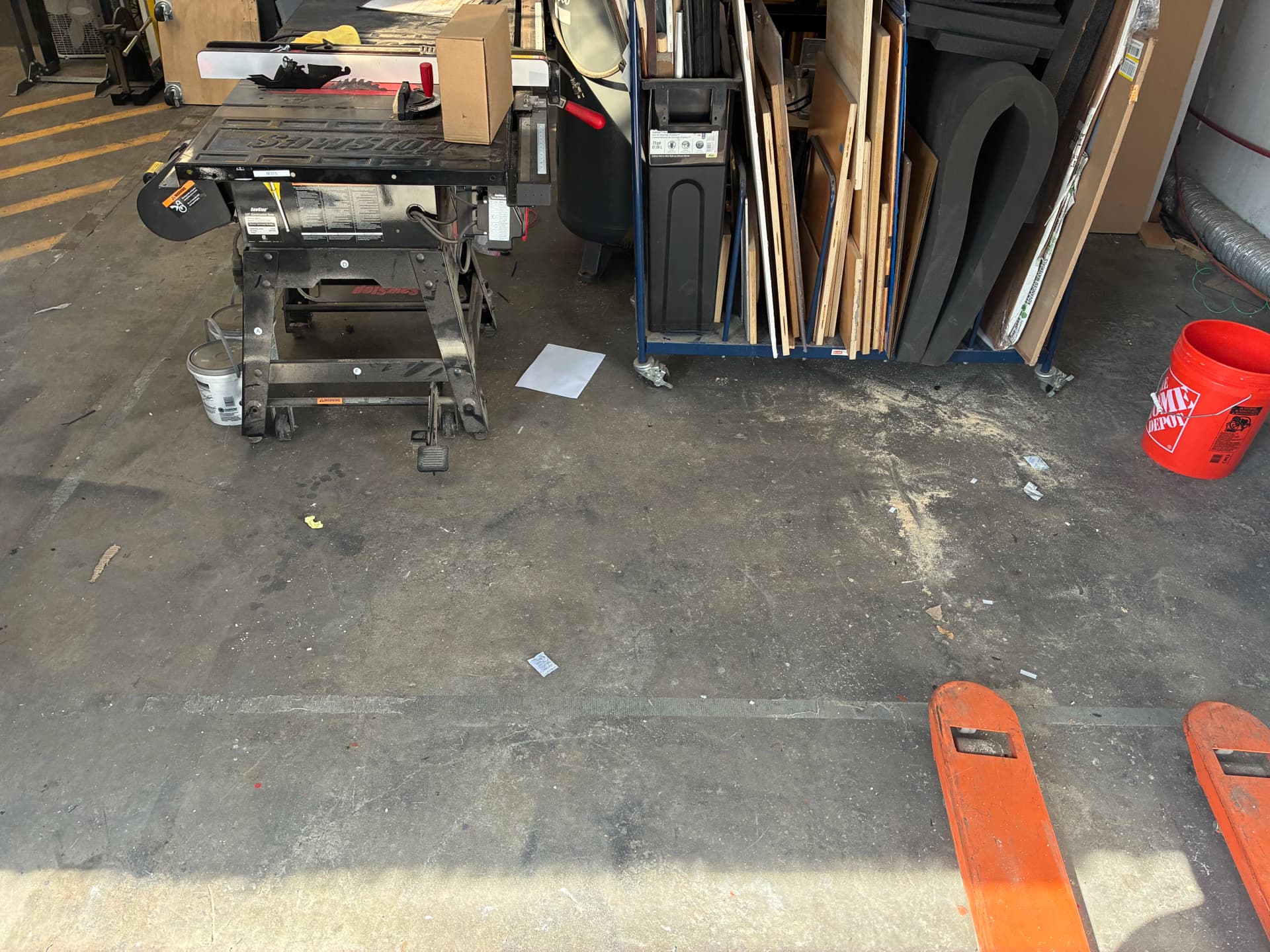Gallery photos for Commercial Shop Clean-Out Turns Cluttered Floor Into Clear Working Space: Image #1
