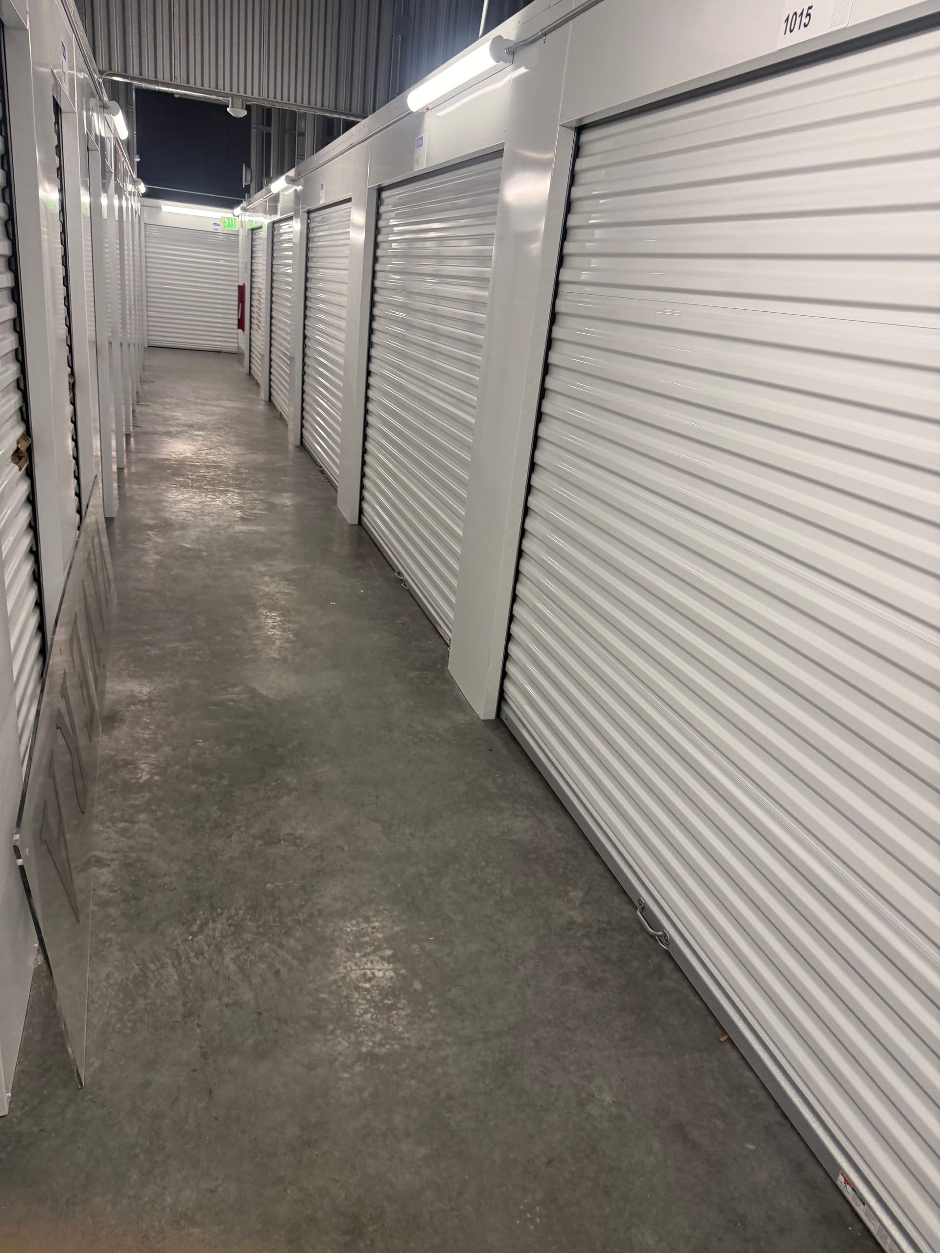 Gallery photos for Storage Unit Cleanout in Culver City Done Right: Image #1