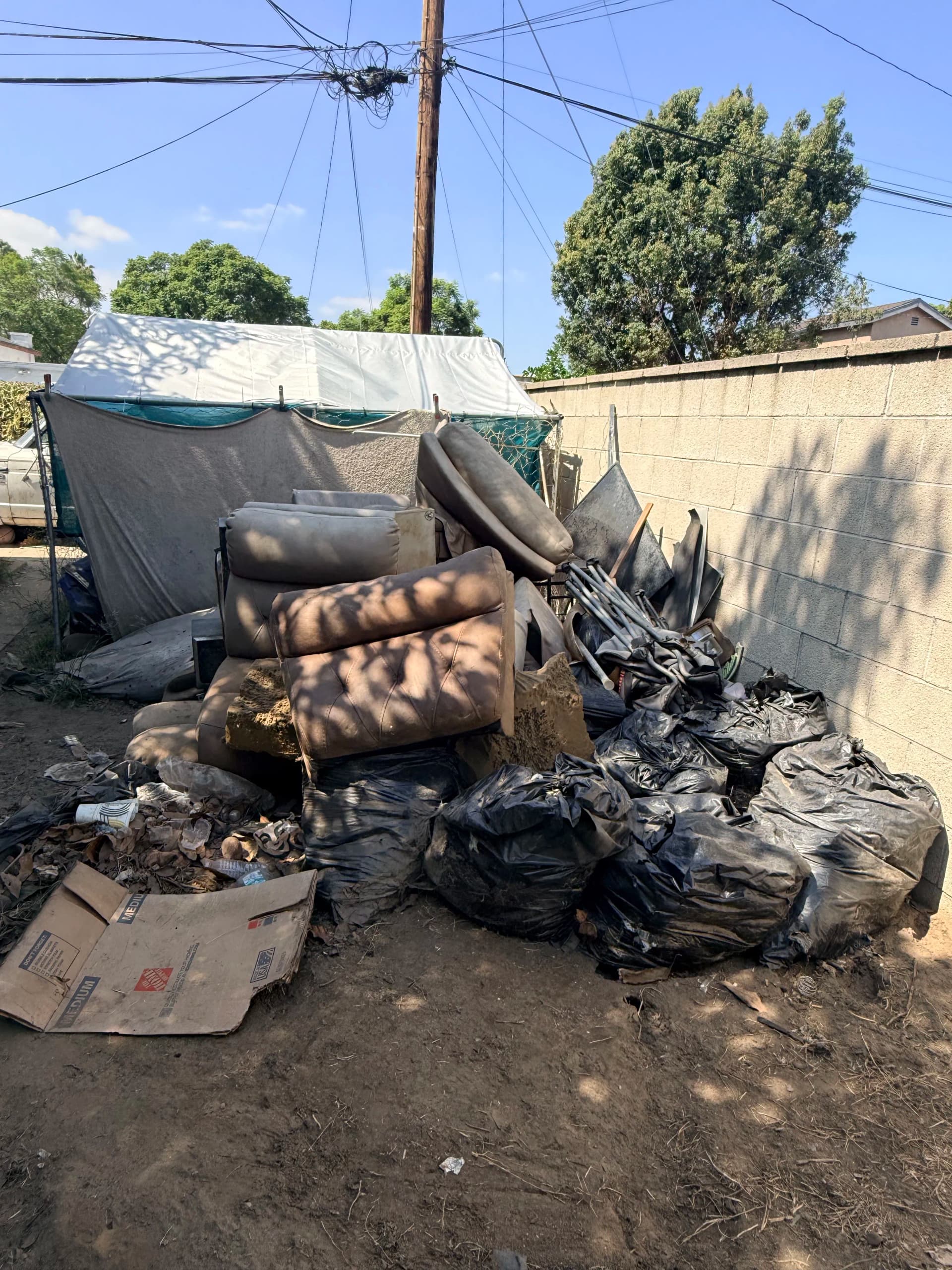 Yard and Alley Junk Removal Done Right in Long Beach image