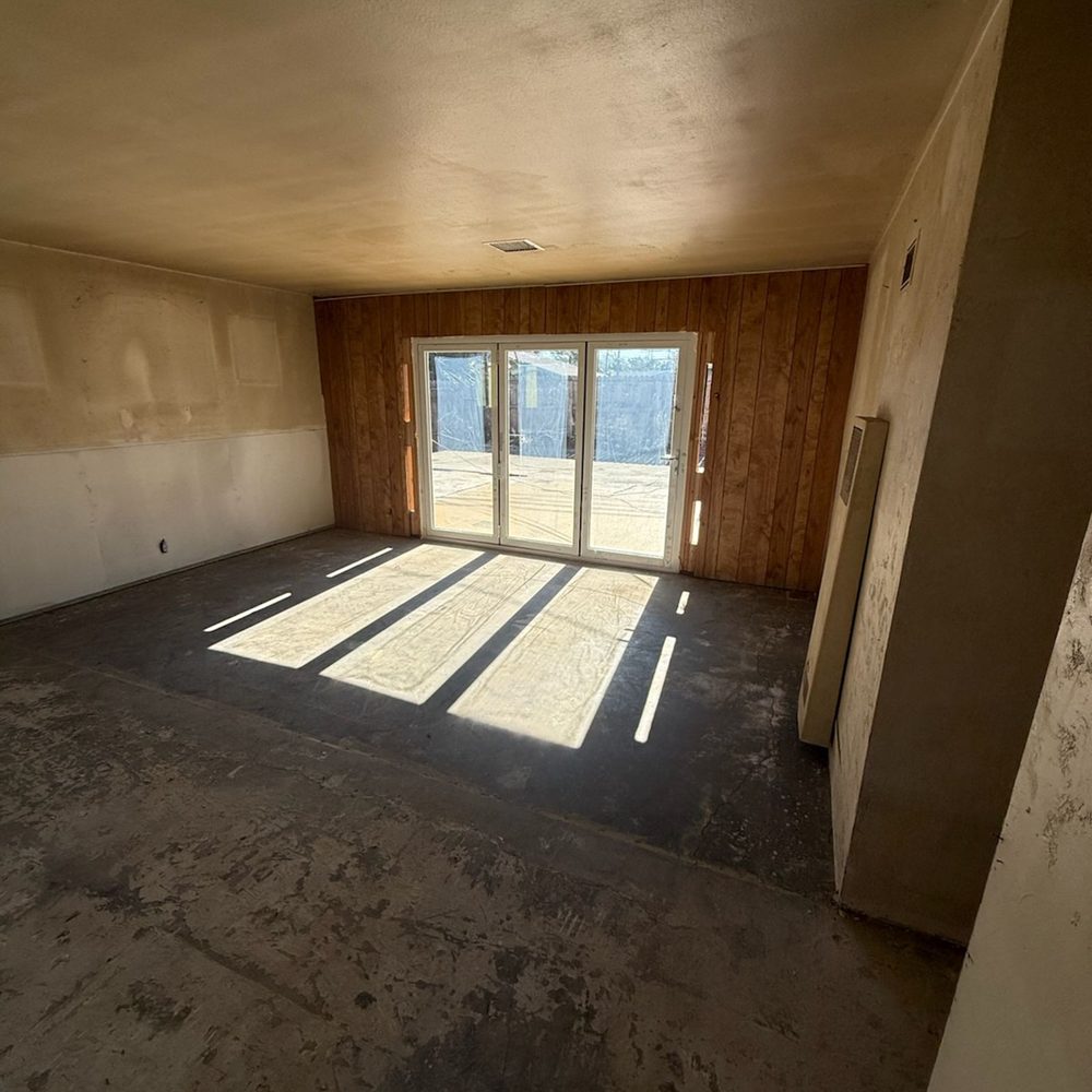 Empty room after a house clean out